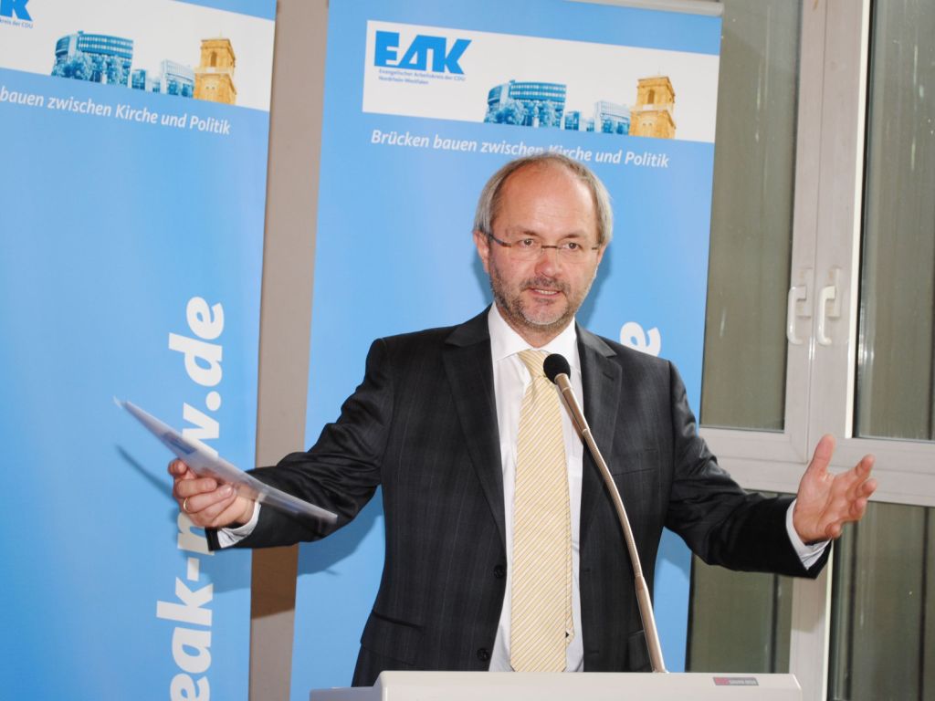 Weiter EAK Landesvorsitzender Weiter EAK Landesvorsitzender